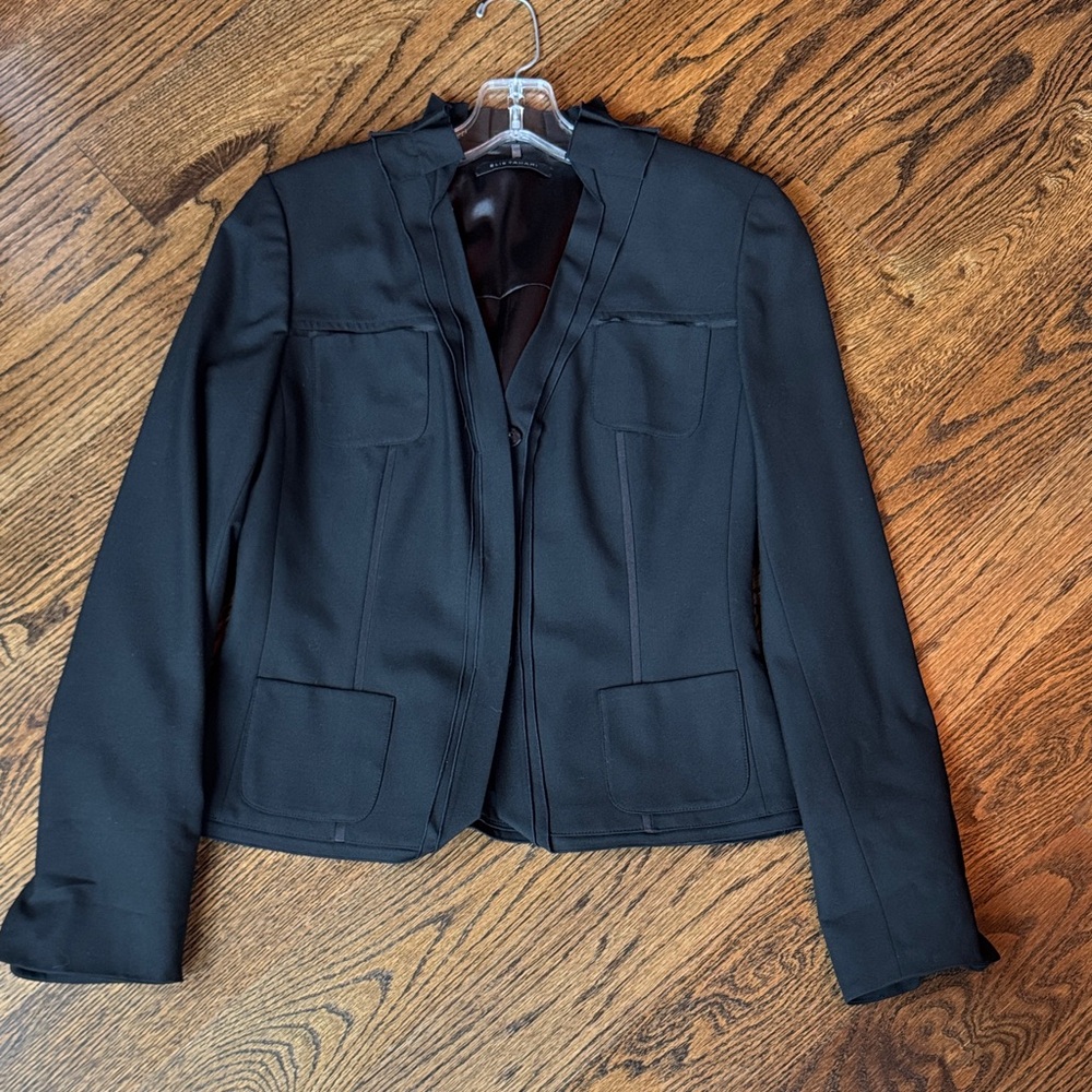 Elie Tahari Classic Black Blazer